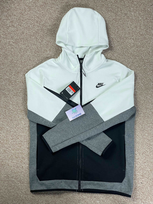 Nike Tech Fleece White/Black/Grey